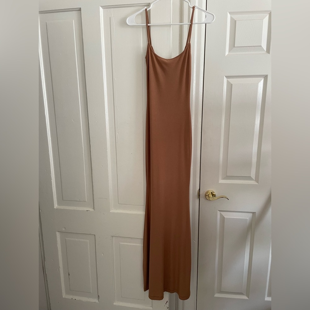 SKIMS soft lounge long slip dress in camel Sz M - Picture 2 of 4